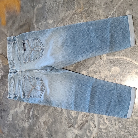 Calvin Klein 23 Inch Crops with Porkchop Pocket Distressed Denim Jeans - Size 10 - Picture 2 of 12